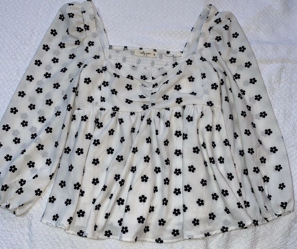 Molly Green Daisy Babydoll Top M Black White Floral Coquette Cottagecore Romance
